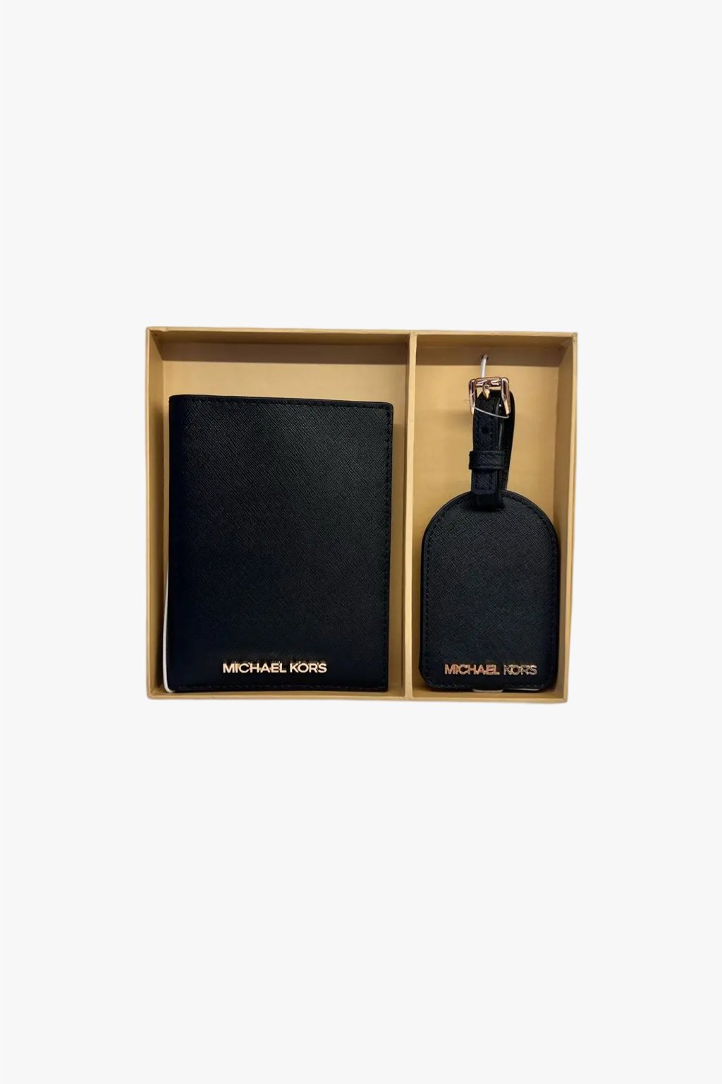 Michael Kors JST passport case and luggage tag gift set kožené černé pouzdro na pas a visačka