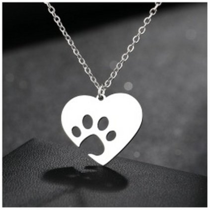 Řetízek s přívěskem - srdce s tlapkou
