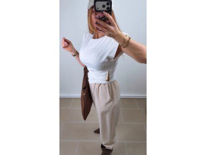 1AF4EE8D 7547 496E 82BE DE451B663EB4