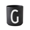 Porcelánový hrnček G DESIGN LETTERS - čierny