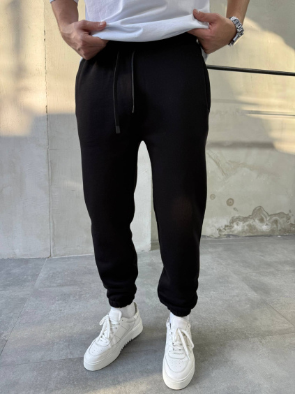 Jogger 1 černé