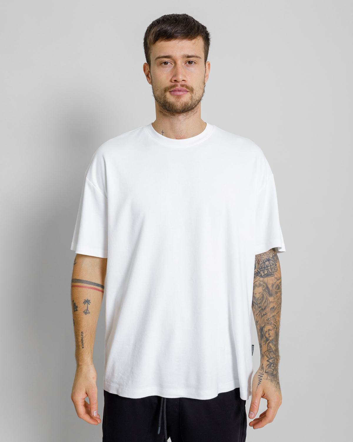 Biele oversized triko PURYE Veľkosť: M