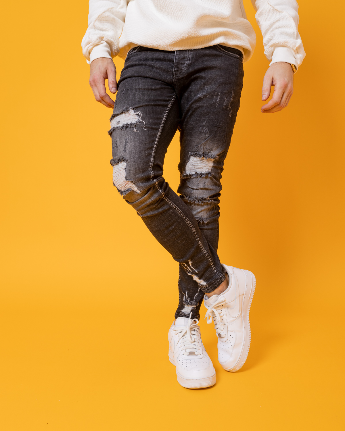 Čierne skinny rifle READ Veľkosť: 38