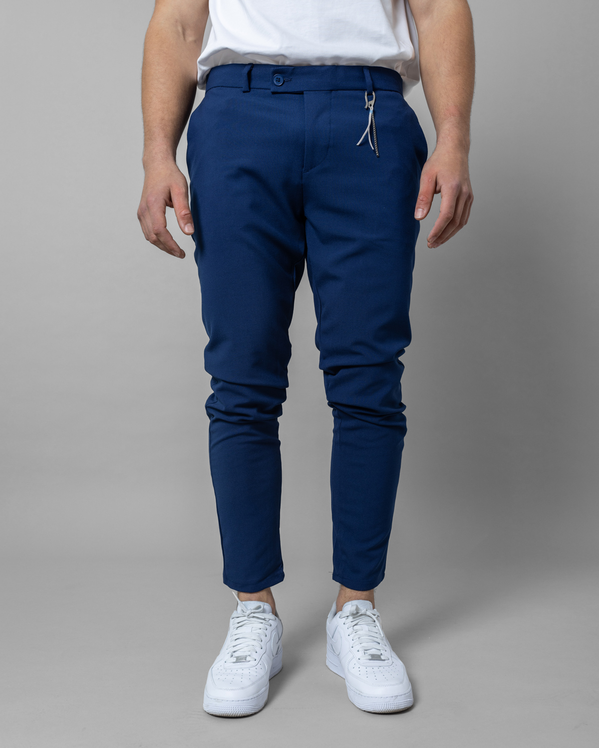 Modré chino nohavice BULGERE Veľkosť: 29