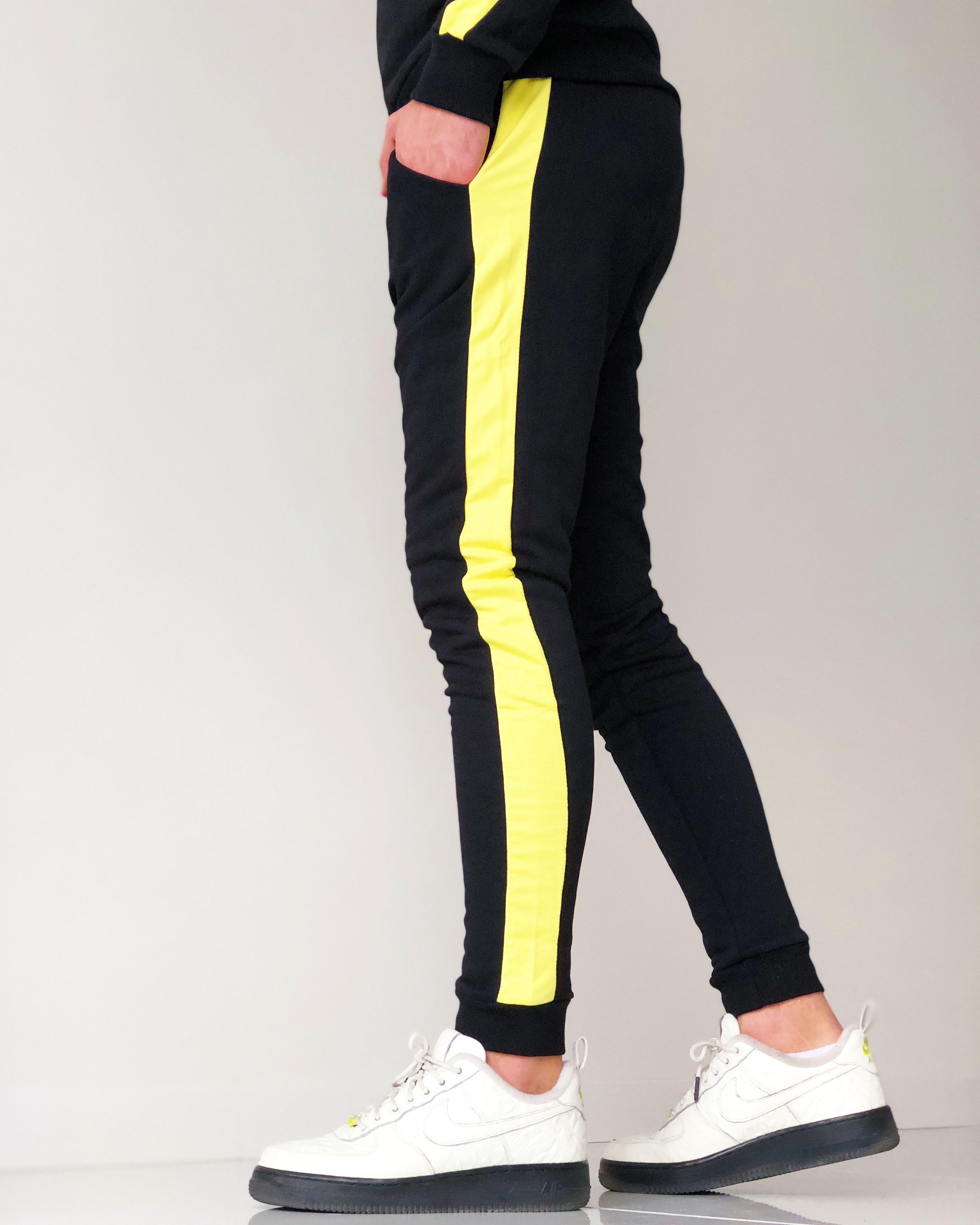 Tepláky Lovre Veľkosť: M