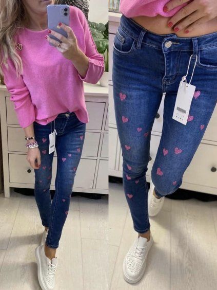 PRUŽNÉ DŽÍNY SE SRDÍČKY