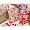 Běhoun vánoční patchwork domečky, perníčky..