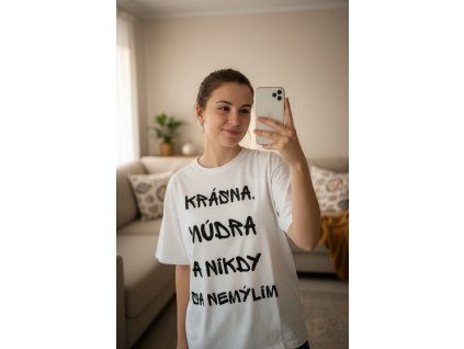 Krásna, múdra a nikdy sa nemýlim  👉 Bez debaty. Sebavedomie bez vysvetlenia