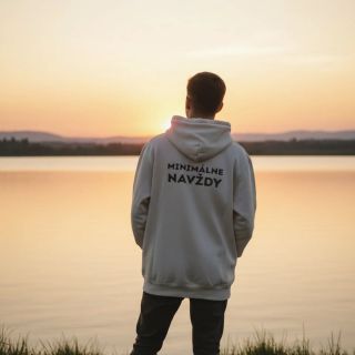 MINIMÁLNE NAVŽDY. Toto nie je mikina pre každého. Len pre tých, čo vedia, kto sú. Žiadne zbytočné reči. Len čistý dizajn,...