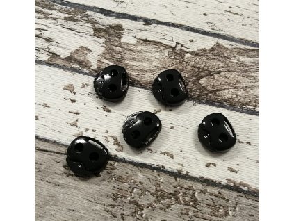 Brzdička velká, dvě dírky, černá lesklá