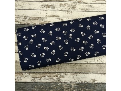 Plátno, lebky na navy