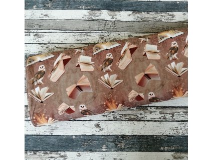 Teplákovina Hedvika a knihy