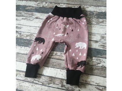 Rostoucí tepláčky Yháček, Lesní zvěř na starofialové