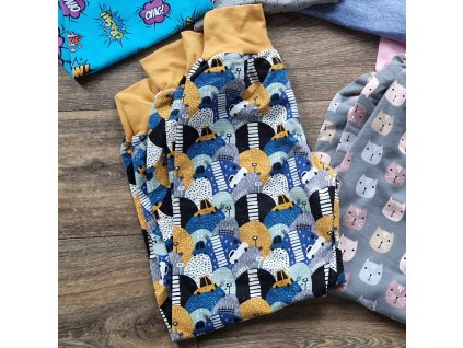 Rostoucí tepláčky Yháček, Auta a kopečky, vel. 128