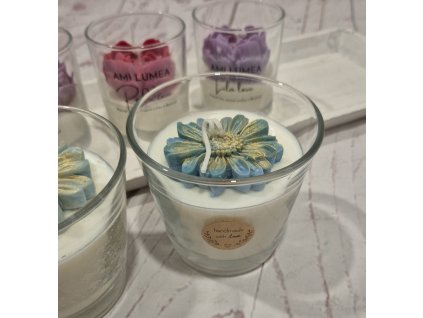 Sójová svíčka AMI LUMEA, Gerberka maxi modrá