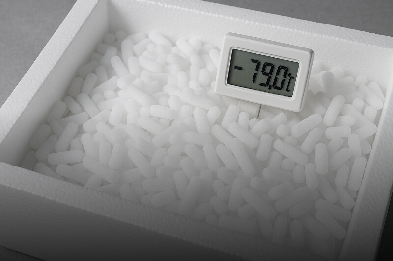 Suchý ľad má mínus 79 stupňov