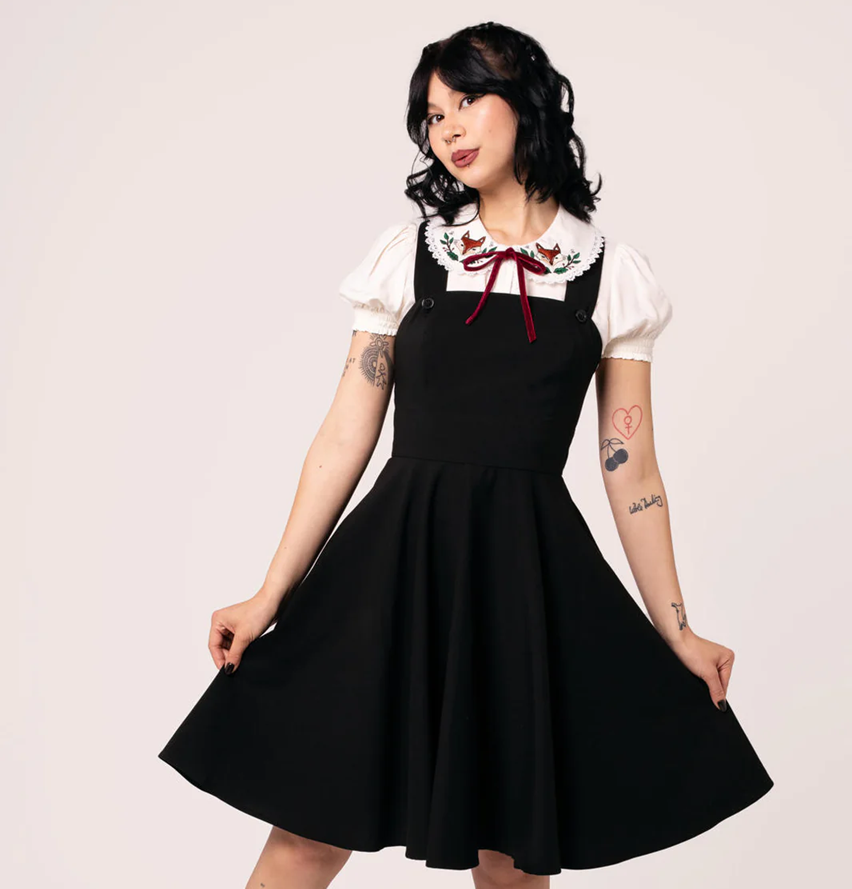 Hell Bunny Šatová sukně - retro šaty s laclem Patti - Black Velikost: XS (UK 8)