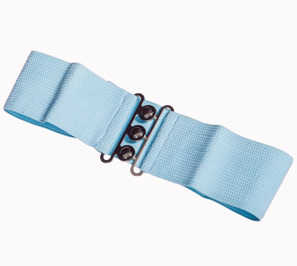 Světle modrý elastický široký retro pásek Banned Retro Velikost: S (UK 10)