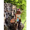 Erstwilder brož Shoe House