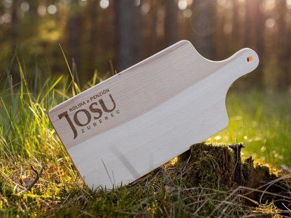 Dřevěné prkénko s firemním logem šumava craft příroda