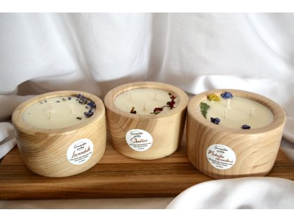 Svíčka v dřevěném obalu velká