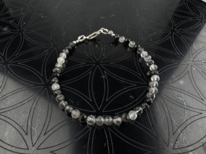 NÁRAMEK KŘIŠŤÁL S ČERNÝM RUTILEM