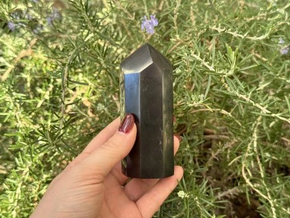 KRYSTAL NEPRAVIDELNÝ 10 CM