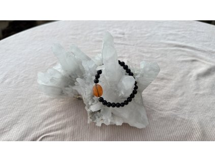 ŠUNGITOVÝ NÁRAMEK S KARNEOLEM, 6 MM