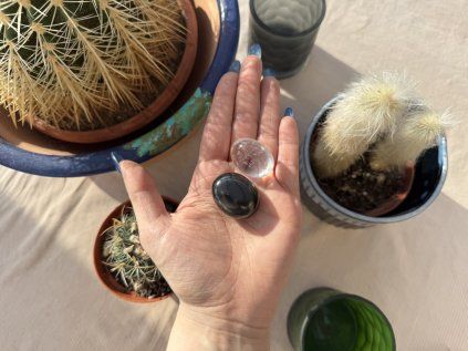 OMLETÝ  ŠUNGIT A KŘIŠŤÁL