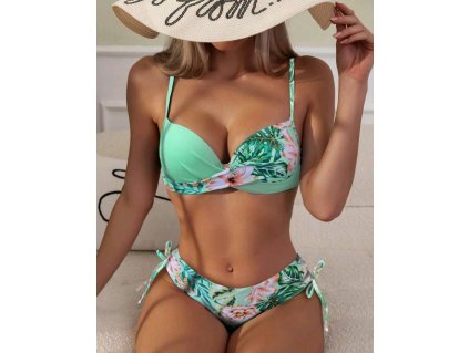 dvoudílné plavky s květinovým vzorem zelené