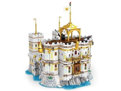 Sestavený model královského paláce The Royal Bay – detailní pohled na přední část stavby.