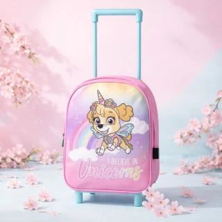 SUPER-HRACKY.cz 💕 Ideální na dovolenou i k babičce🧳Roztomilý dětský kufřík na kolečkách Lehký, praktický a děti ho prostě...