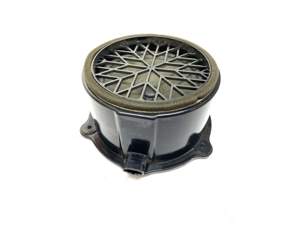 55298 4f0035415 reproduktor basovy audi a6