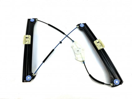 201588 5ta837462a stahovacka vw touran