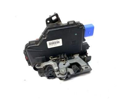 31272 3b1837016ce pravy predni zamek fabia roomster