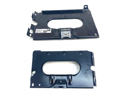 65684 7e0804781 battery holder