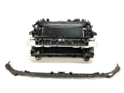 Radiator wall VW TOUAREG 3.0 TDI (Km <5 000Km)