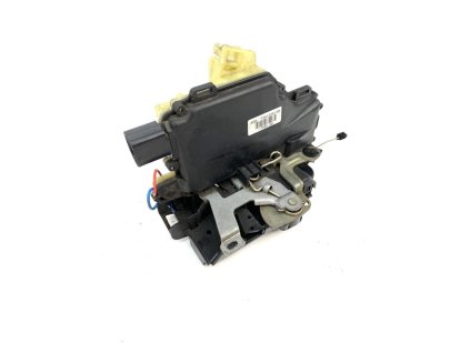 30153 3b4839015m left rear door lock octavia i