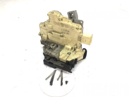 30813 3c1837016a right front door lock