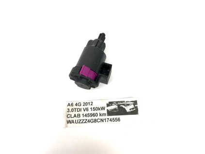 55685 4f0945459b brake light switch