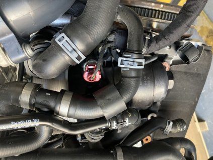 26985 03n115389k oil filter radiator