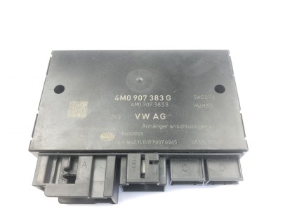 25440 4m0907383g driving unit of the towing device