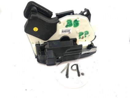 30837 5e1837016a right front door lock