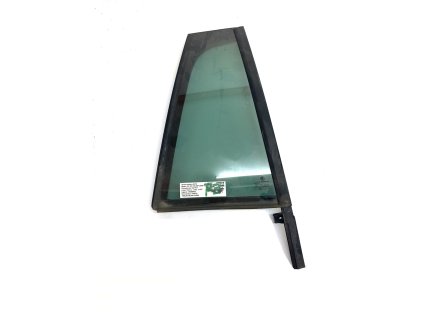 65186 5e9845214d side fixed glass with seal skoda octavia iii