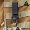 Taktická klíčenka MOLLE s karabinou a suchým zipem aplikace