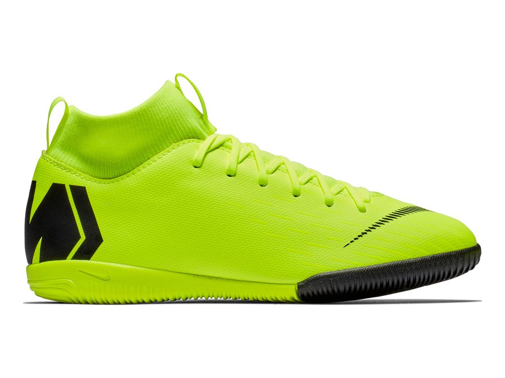 halovky nike mercurial superfly