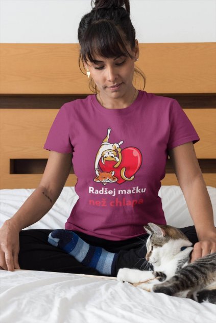 Dámske tričko Radšej mačku než chlapa