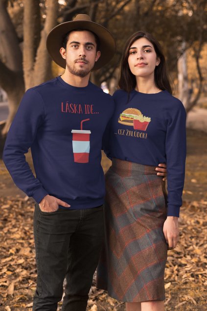 Unisex mikiny pre páry Láska ide cez žalúdok hamburger