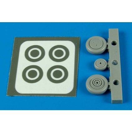 33467 1 33467 1 72 p 39 aircobra wheels paint masks academy