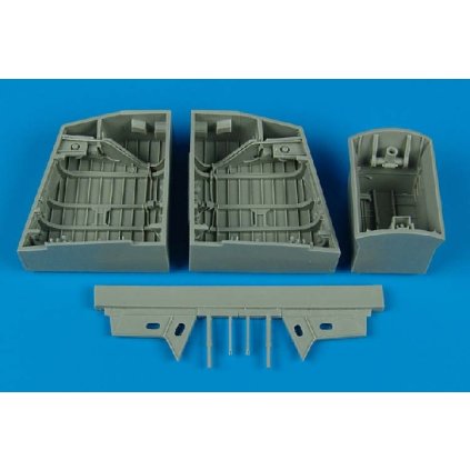 25061 1 1 48 english electric canberra wheel bays airfix